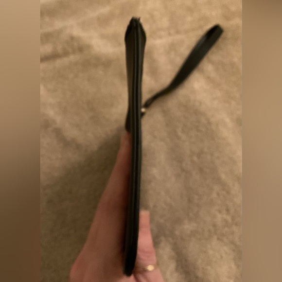 NWOT Kate Spade Black Coated Canvas Large Wristlet - Picture 3 of 7